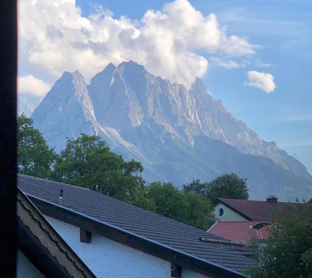 Апартаменти Landhaus Alpenblick Гарміш-Партенкірхен Екстер'єр фото