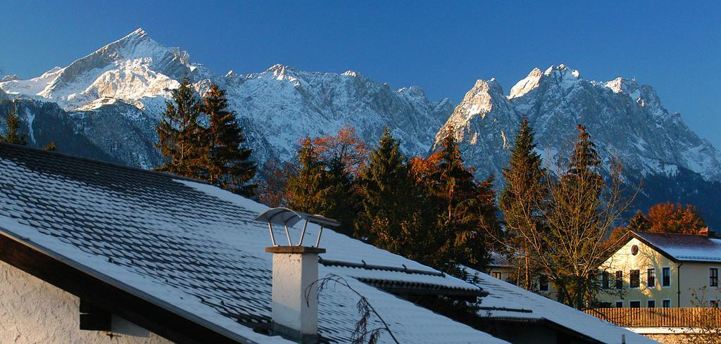 Апартаменти Landhaus Alpenblick Гарміш-Партенкірхен Екстер'єр фото